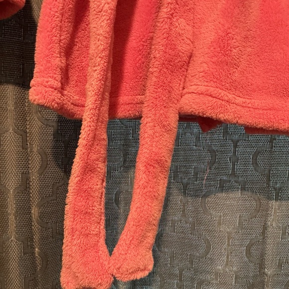 Pink Betty Boop Fleece Robe - Picture 6 of 9